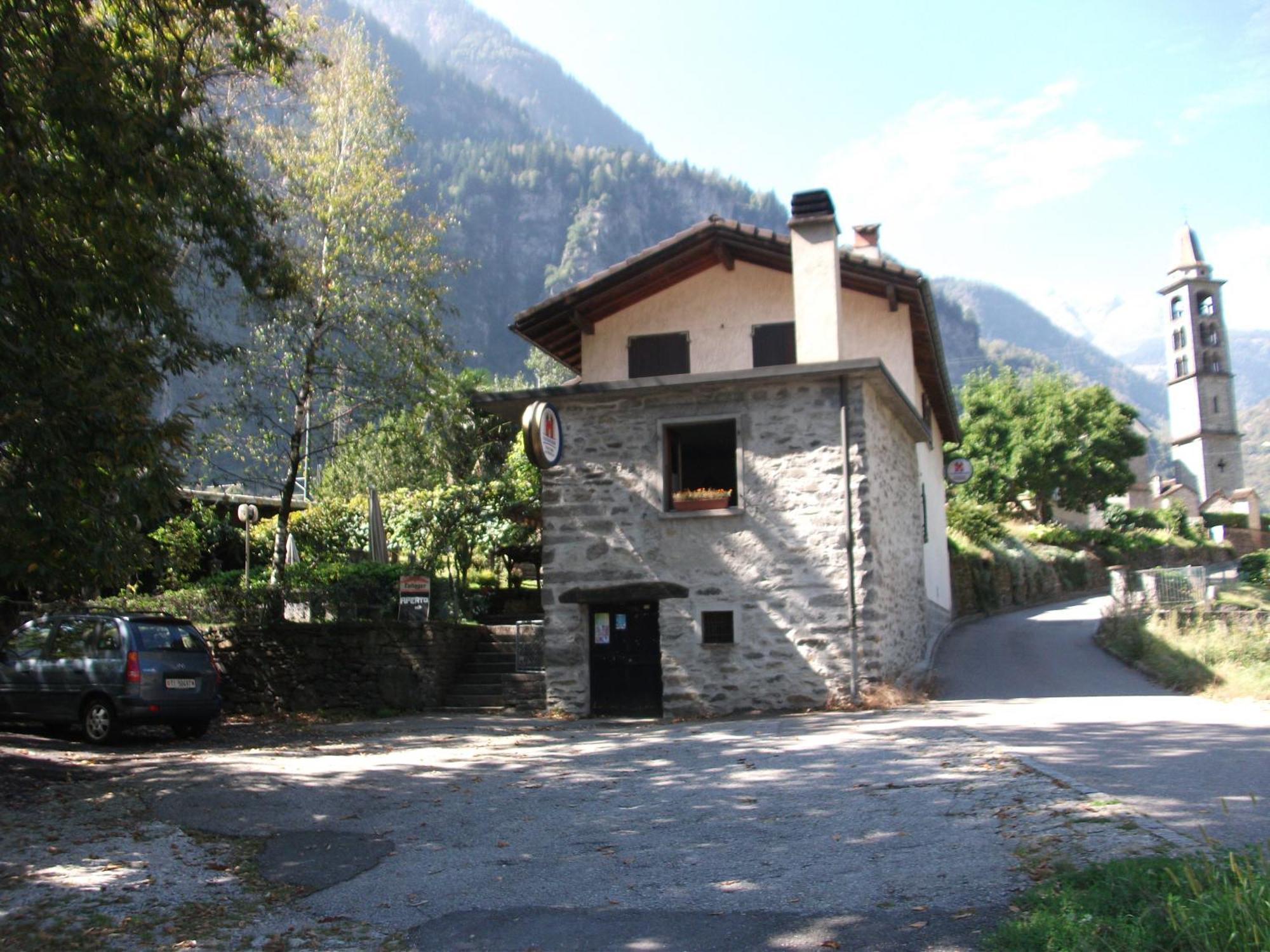 Grotto Pergola Bed & Breakfast Giornico Exterior photo