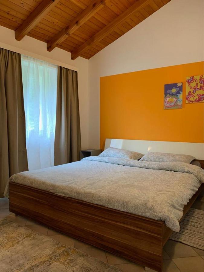 Grotto Pergola Bed & Breakfast Giornico Exterior photo